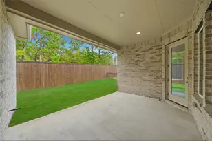 10026 Larkin Cv, Willis, TX 77318 - Photo 33