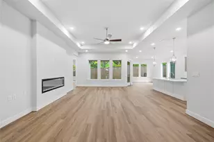 10026 Larkin Cv, Willis, TX 77318 - Photo 5