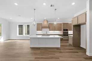 10026 Larkin Cv, Willis, TX 77318 - Photo 9