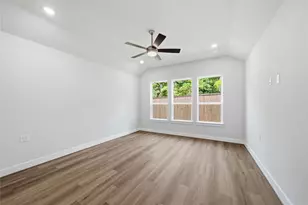 10026 Larkin Cv, Willis, TX 77318 - Photo 19