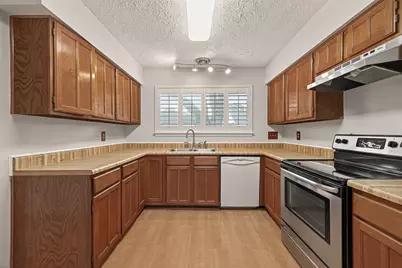 16734 Pebbleglen Drive, Houston, TX 77095 - Photo 15