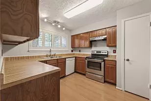 16734 Pebbleglen Dr, Houston, TX 77095 - Photo 19