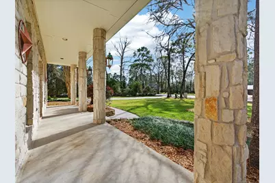 905 Carriage Hills Boulevard, Conroe, TX 77384 - Photo 7