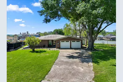 118 Gov Sterling Circle, Point Blank, TX 77364 - Photo 3