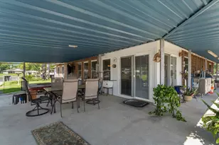 118 Gov Sterling Cir, Point Blank, TX 77364 - Photo 13