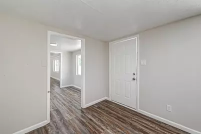 10694 Pine Street, Willis, TX 77318 - Photo 5