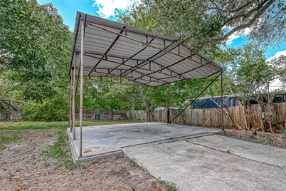 10694 Pine Street, Willis, TX 77318 - Photo 17