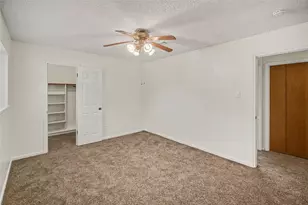 1909 Adams St, Alvin, TX 77511 - Photo 23