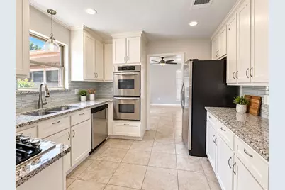 3103 Southern Hills Dr, Missouri City, TX 77459 - Photo 5