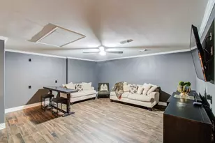 2516 Vaughn St, Houston, TX 77093 - Photo 9