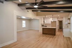 800 Rosewood Dr, Baytown, TX 77520 - Photo 7