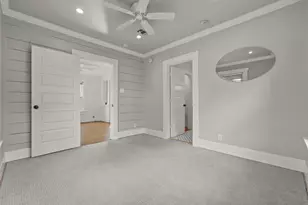 724 E 21st St, Houston, TX 77008 - Photo 25