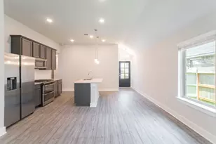 10696 Wild Chives, Conroe, TX 77385 - Photo 11
