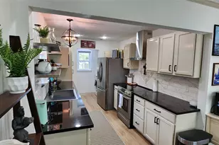 1002 Staples Ave, Seabrook, TX 77586 - Photo 9
