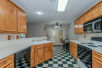 1133 Green Meadow, Beaumont, TX 77706 - Photo 5