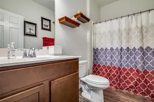 2202 Timberland Country Ct, Conroe, TX 77304 - Photo 7