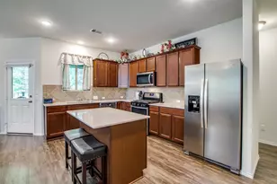 2202 Timberland Country Ct, Conroe, TX 77304 - Photo 15
