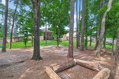 2202 Timberland Country Court, Conroe, TX 77304 - Photo 25