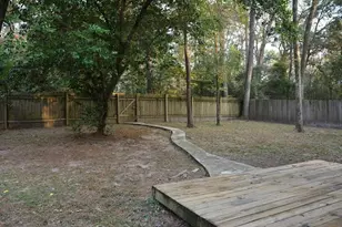 13 Hickorybark Dr, The Woodlands, TX 77381 - Photo 15
