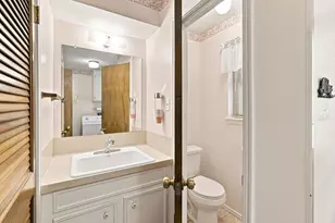 8126 Middlebury Ln, Houston, TX 77070 - Photo 25