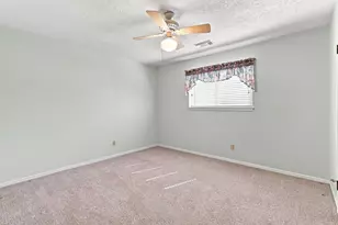 8126 Middlebury Ln, Houston, TX 77070 - Photo 21