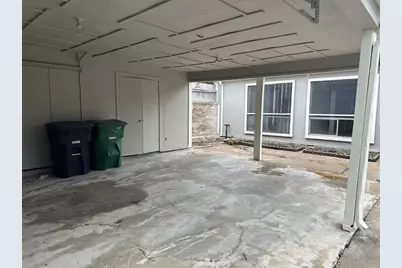 11807 S Youngwood Lane, Houston, TX 77043 - Photo 15