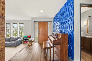 16203 Longvale Dr, Houston, TX 77059 - Photo 3