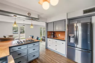 16203 Longvale Dr, Houston, TX 77059 - Photo 13