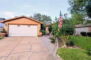 7307 La Granada Dr, Houston, TX 77083 - Photo 3