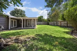 5507 Ariel St, Houston, TX 77096 - Photo 17