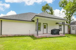 46 Nelson Ct, Jones Creek, TX 77541 - Photo 31