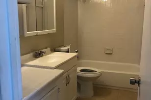 601 W Polk St, Houston, TX 77019 - Photo 11