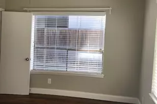 601 W Polk St, Houston, TX 77019 - Photo 15