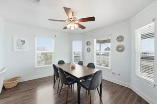 22902 Verano Dr, Galveston, TX 77554 - Photo 11