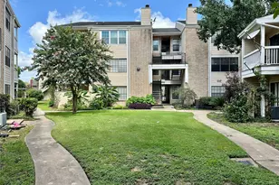 2750 Holly Hall St, Houston, TX 77054 - Photo 3