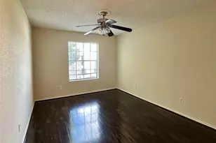 2750 Holly Hall St, Houston, TX 77054 - Photo 13