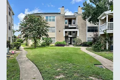 2750 Holly Hall Street #1215, Houston, TX 77054 - Photo 3