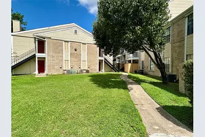 2750 Holly Hall Street #1215, Houston, TX 77054 - Photo 5