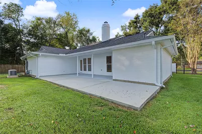 18307 Kings Row, Webster, TX 77058 - Photo 33