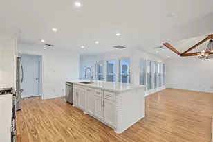 18307 Kings Row, Webster, TX 77058 - Photo 21