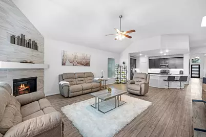 14302 Alberta Spruce Lane, Crosby, TX 77532 - Photo 9