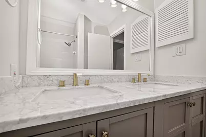 10383 Briar Forest Drive, Houston, TX 77042 - Photo 33