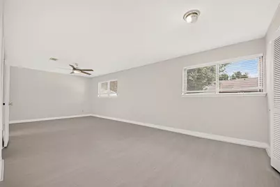 10383 Briar Forest Drive, Houston, TX 77042 - Photo 35