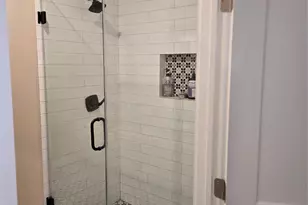 125 Smith St, Clute, TX 77531 - Photo 9