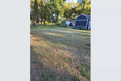 125 Smith Street, Clute, TX 77531 - Photo 11