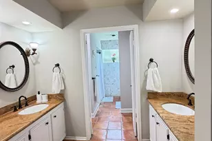 10310 Sugar Hill, Houston, TX 77042 - Photo 21