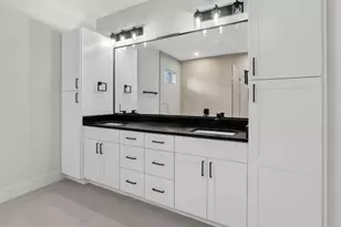 5619 Chapman St, Houston, TX 77009 - Photo 17