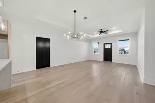 5619 Chapman St, Houston, TX 77009 - Photo 9