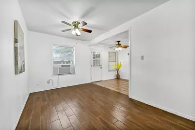10706 Duncum Street, Houston, TX 77013 - Photo 13