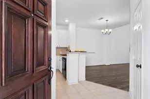 31 W Greenhill Terrace Pl, The Woodlands, TX 77382 - Photo 5